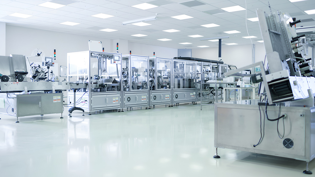 Shiny cement flooring Dallas in a pharmaceutical facility, featuring a seamless, dust-free surface ideal for clean and controlled environments.